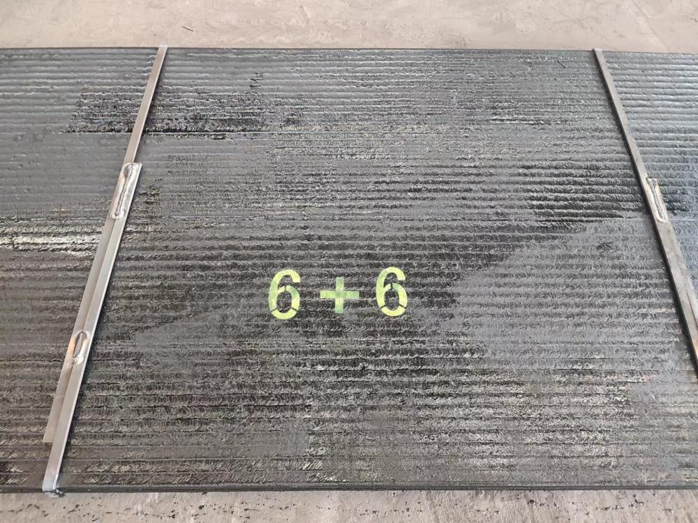 贵州高铬合金耐磨板1400*3400