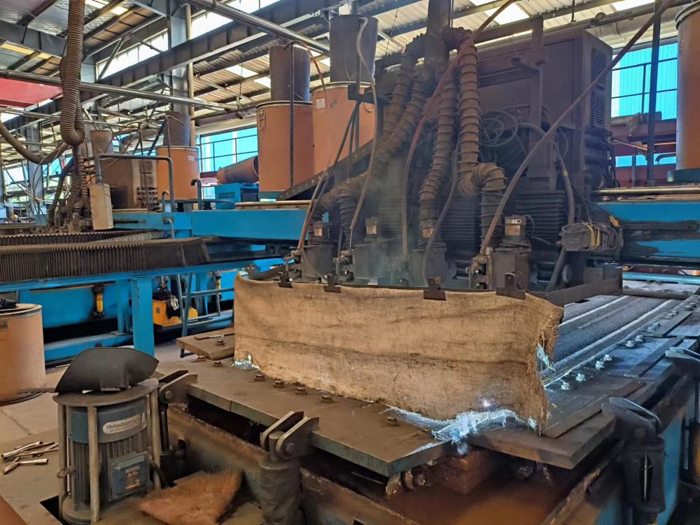 贵州堆焊耐磨板，碳化铬耐磨板