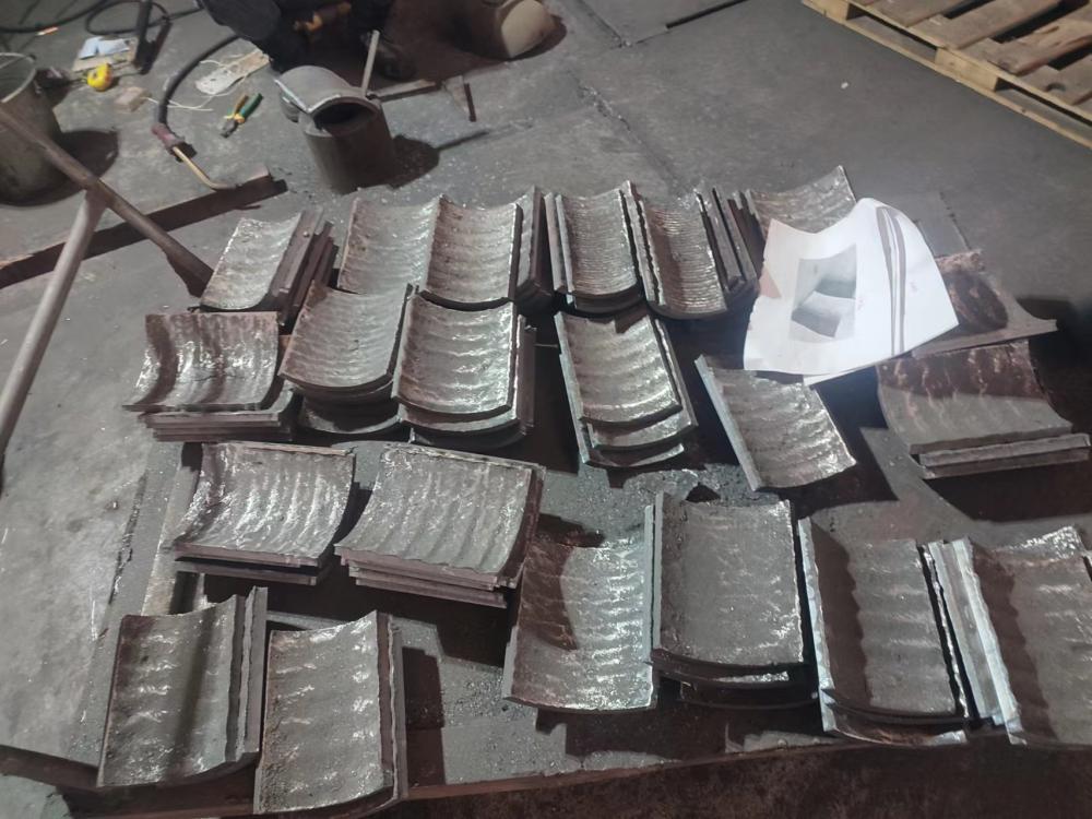 贵州卷弧钢板堆焊耐磨板卷弧