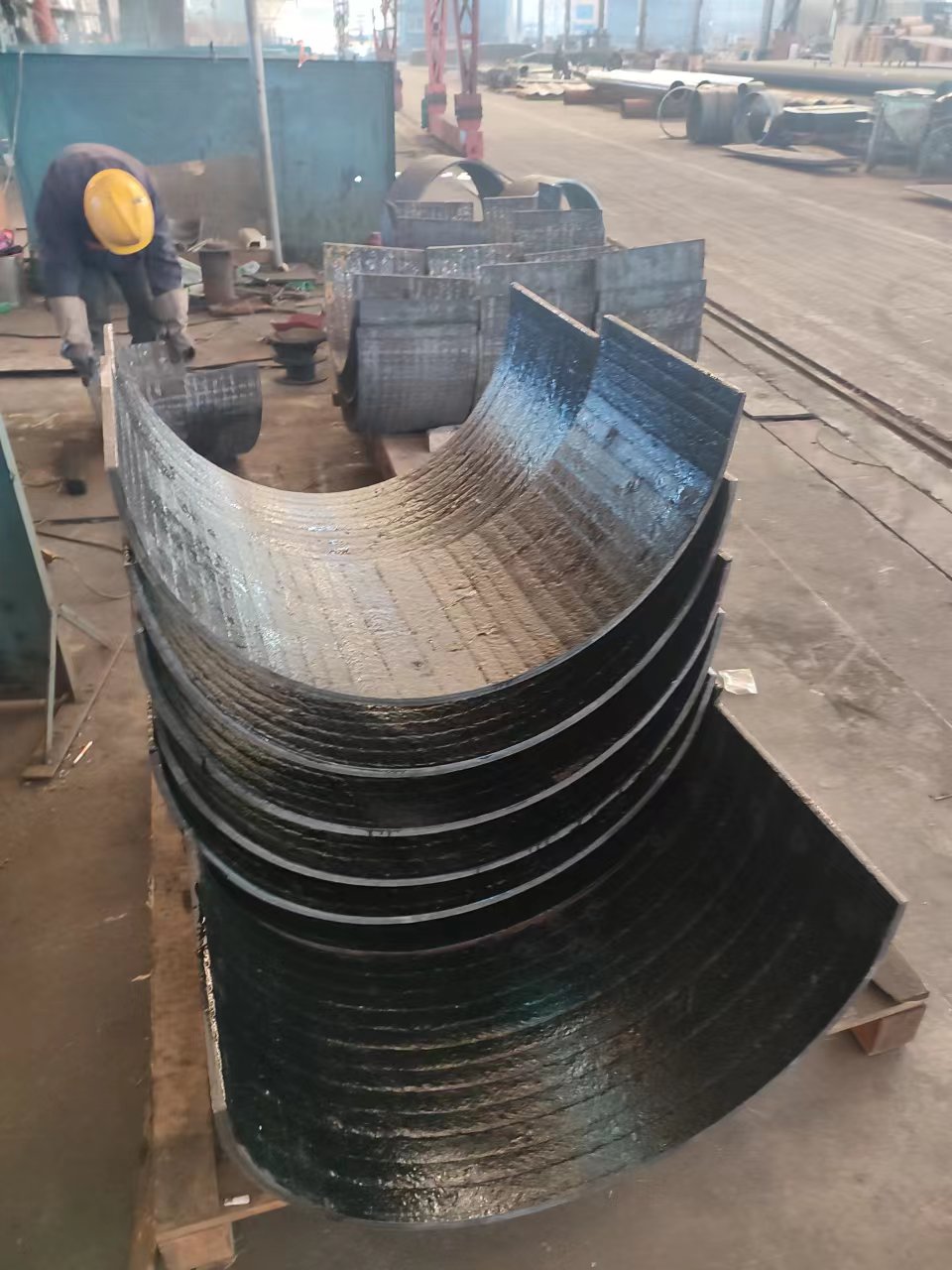 贵州8+4耐磨板8+4