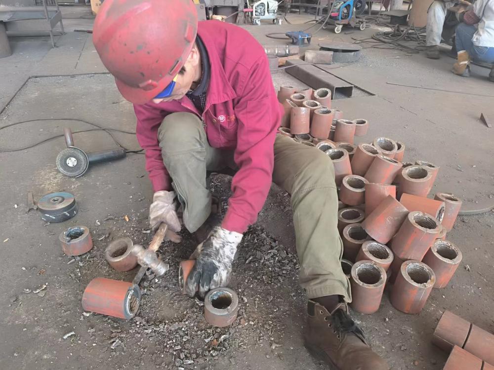 贵州耐磨弯头，高铬耐磨弯头耐磨管