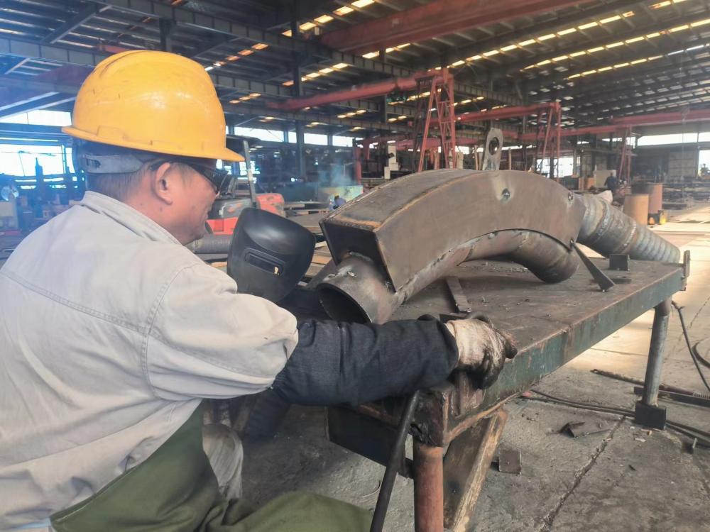 贵州堆焊耐磨弯头，耐磨弯头